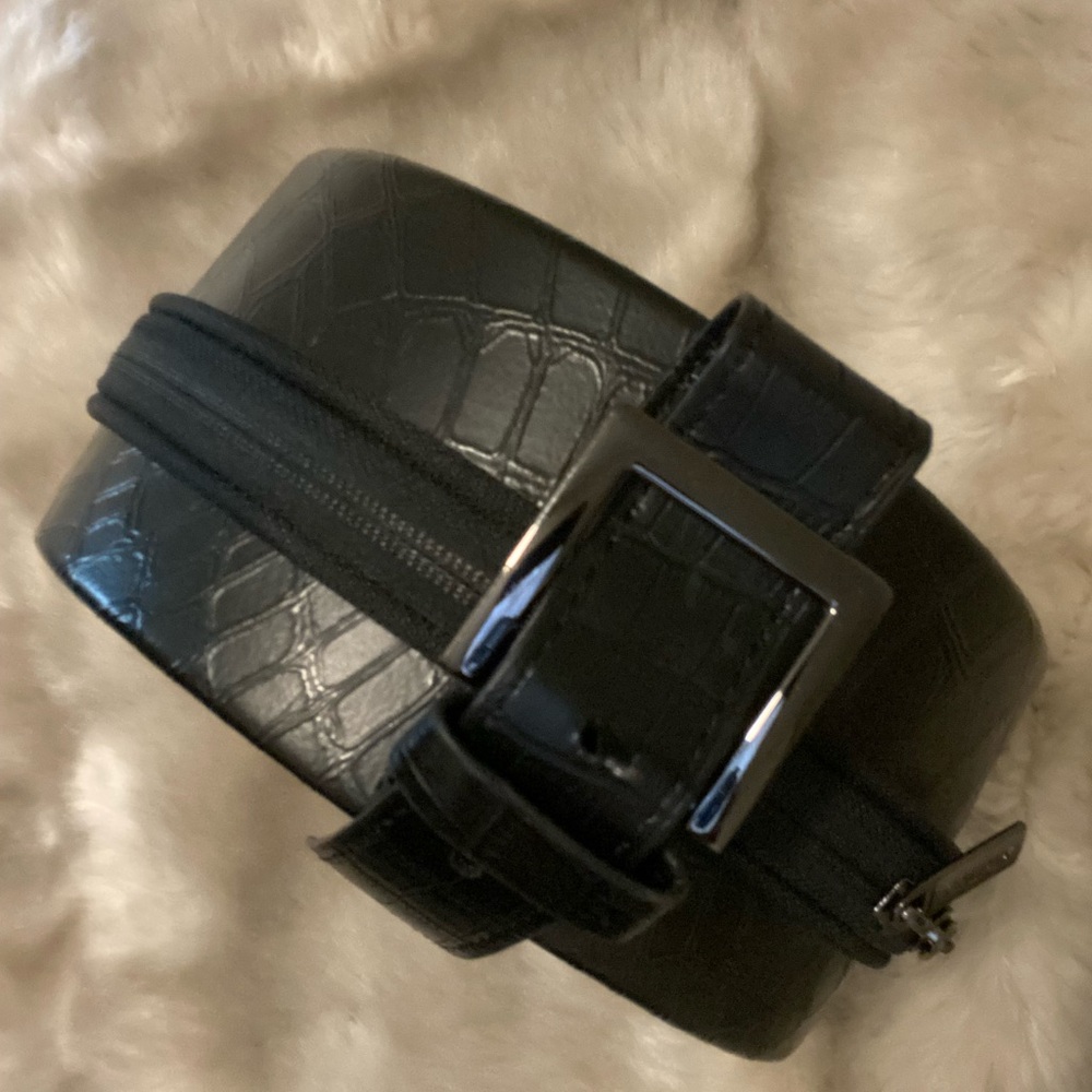 Calpak Black Croc-Embossed Circle Bag - Picture 3 of 4